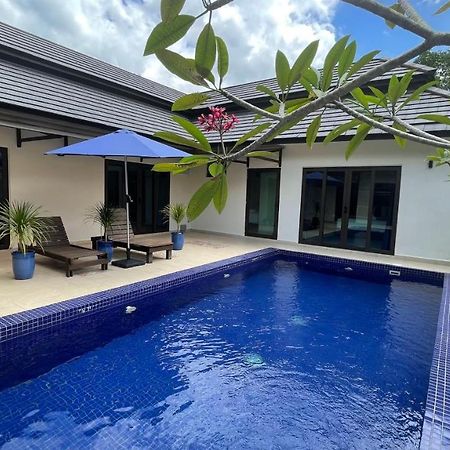 Charis Pool Villa 2 - 3 Bedroom With Private Pool Bentong Exteriör bild