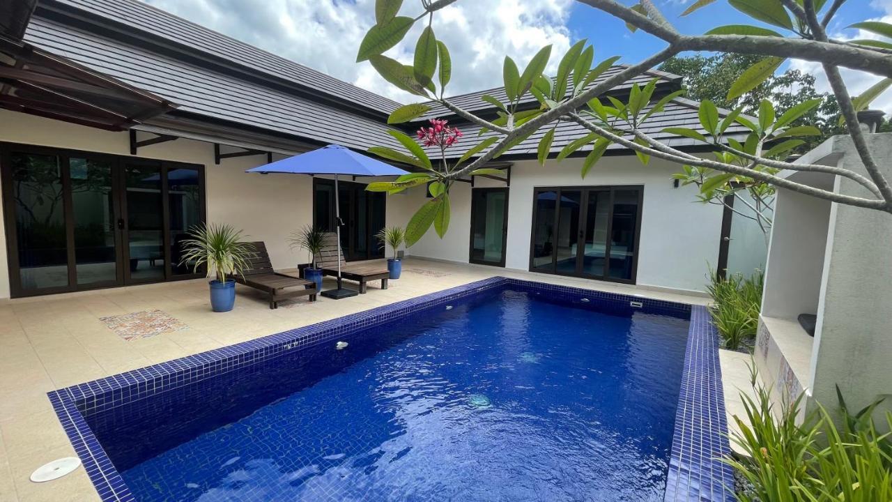 Charis Pool Villa 2 - 3 Bedroom With Private Pool Bentong Exteriör bild
